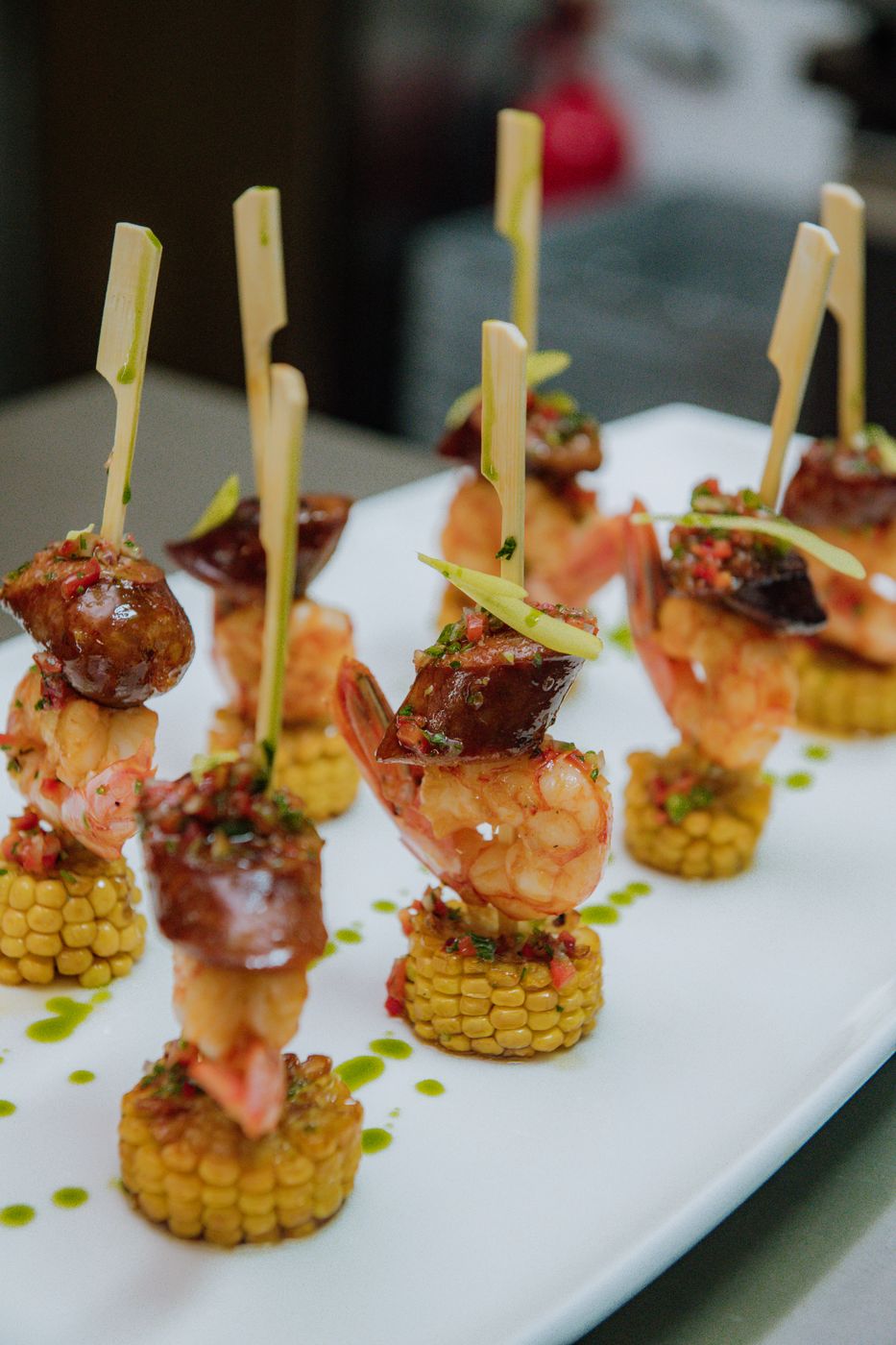 Gambor i zanatska kobasica na kukuruzu, tapas sa otvaranja